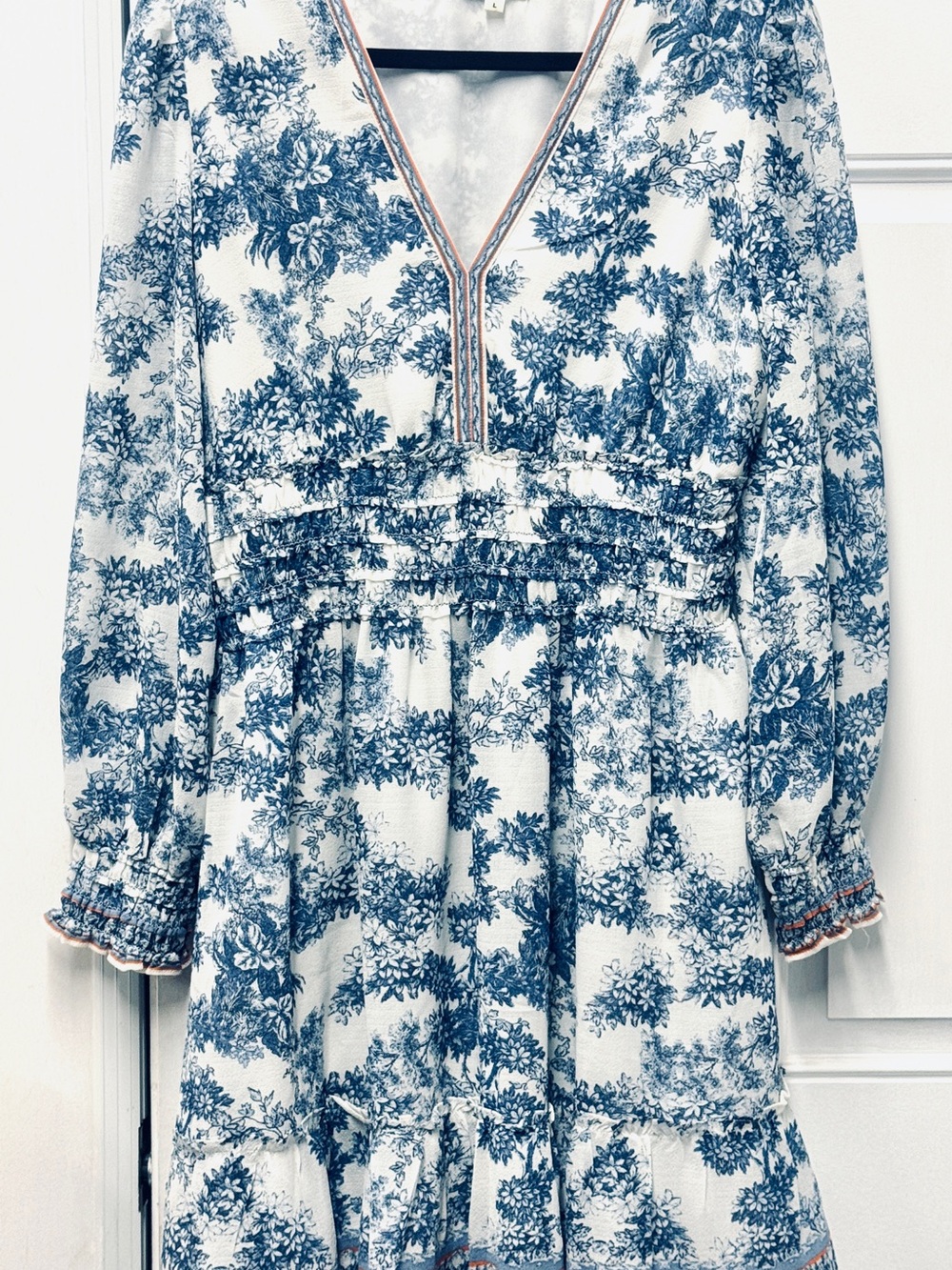 Never Worn - Max Studio Blue and White Floral Long Sleeve Dress